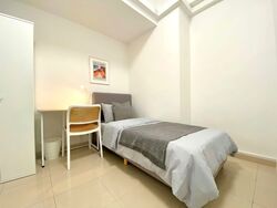 International Plaza (D2), Apartment #553006281